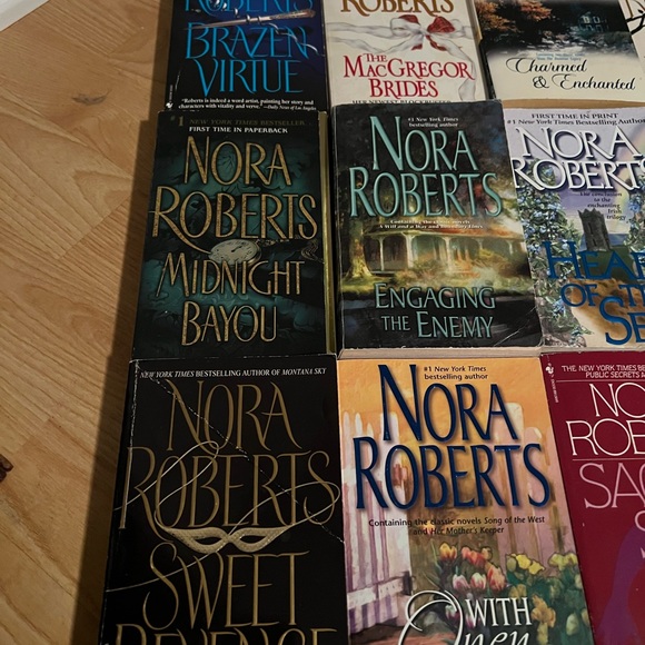 Nora Roberts Book Collection - Picture 2 of 7
